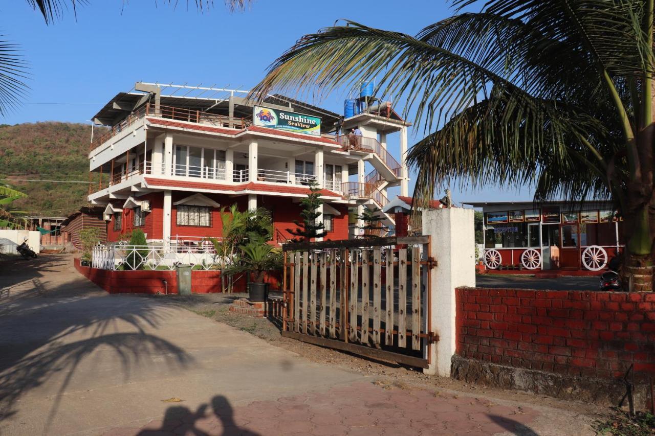 Sunshine Sea View Hotel Alibag Bagian luar foto